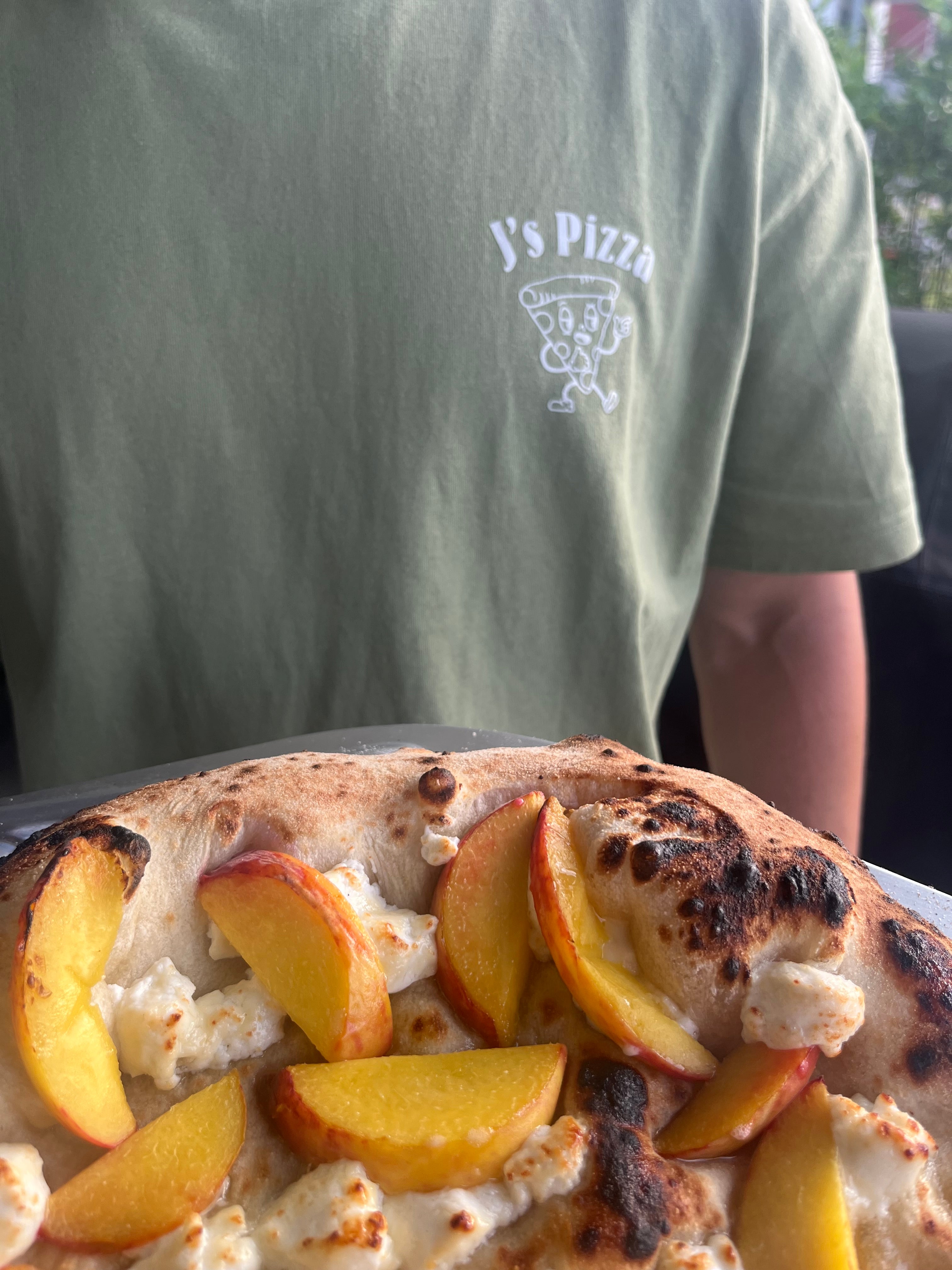 Pizza is always the answer T-Shirt – personalisiertes Shirt mit deinem Buchstaben